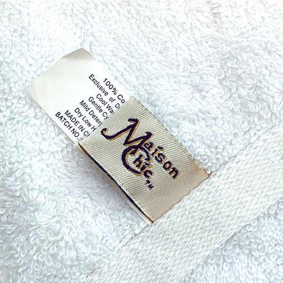 Hooded Flamingo Towel For Kids 100% Cotton For Beach Bath Pool 28x52 Inches NWT - Picture 4 of 13